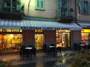 The bar Sport in Bellagio, a tradition without time, my favorite bar 